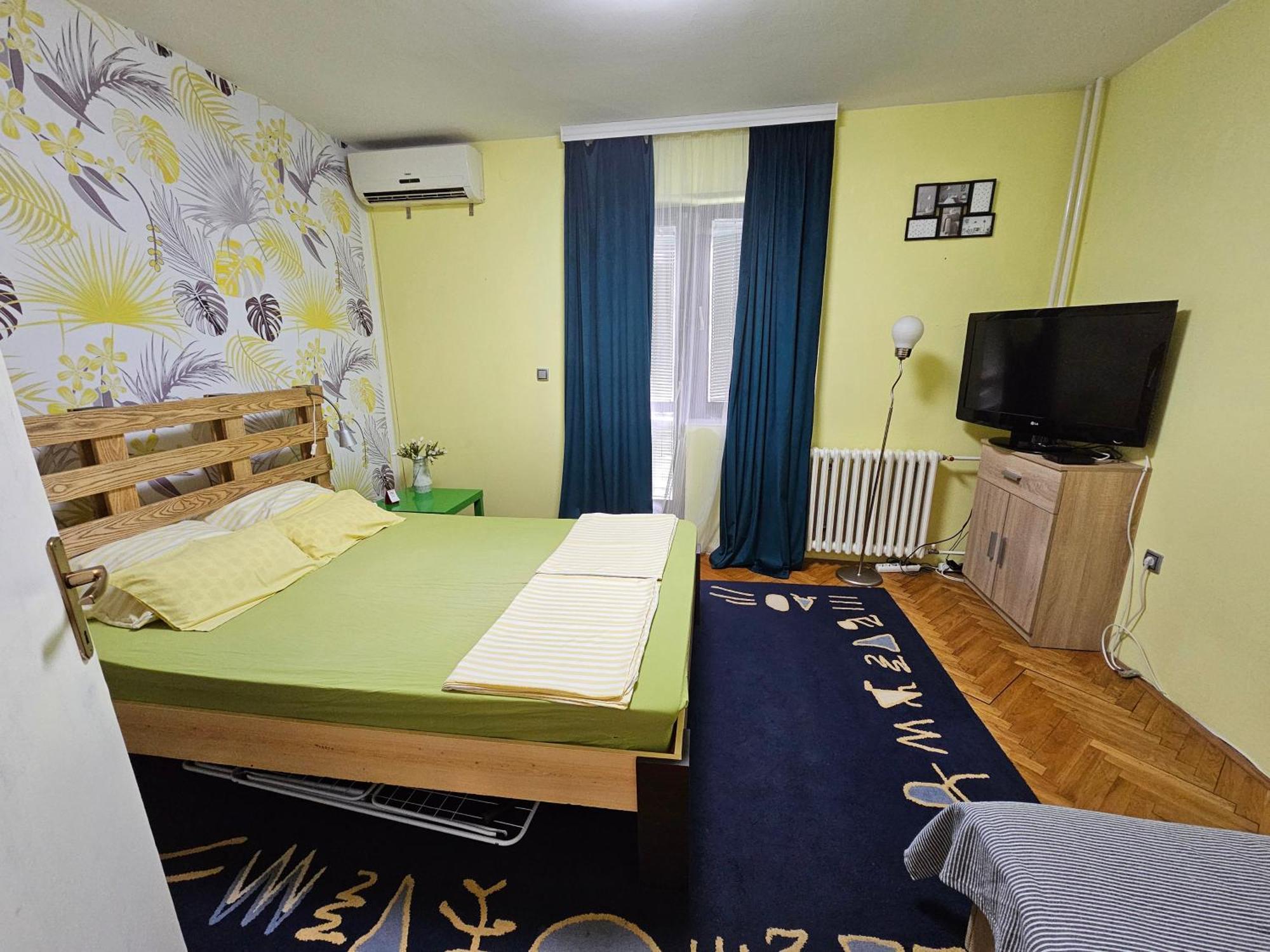 Apartman Yellow House Apartman Újvidék Kültér fotó